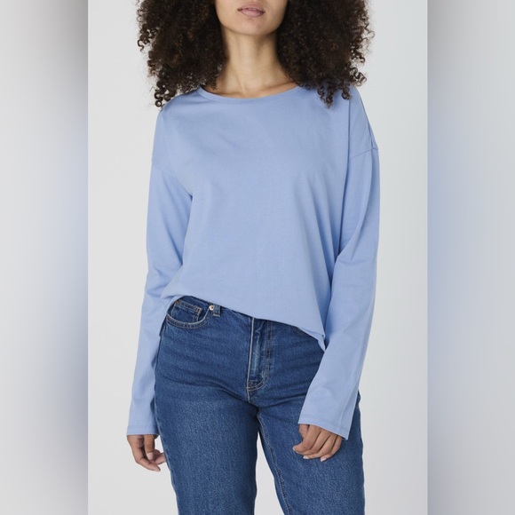 French Connection Tops - French Connection Boxy Long Sleeve Tee. Size S